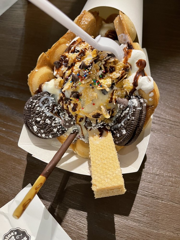 Gina's Waffles & Dogs Gina's Waffles & Dogs