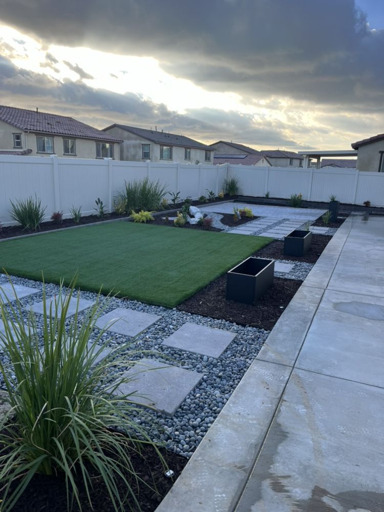 Newline Concrete & Pavers
