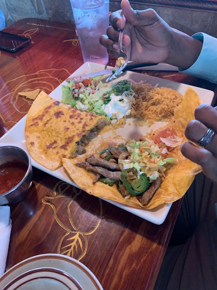 El Tapatio Mexican Restaurant