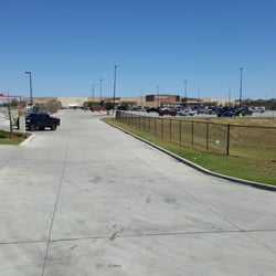 Walmart Supercenter - Grandi magazzini - 2615 NE Bob Walmart Supercenter - Grandi magazzini - 2615 NE Bob