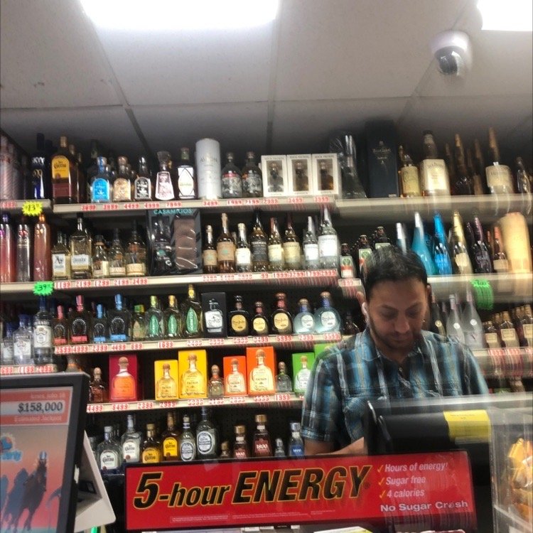 Fiesta Liquor & Gas