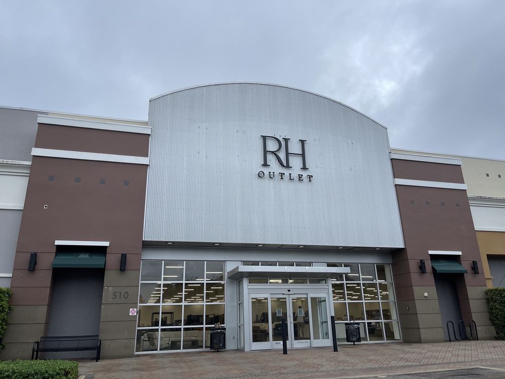RH Outlet Delray Beach