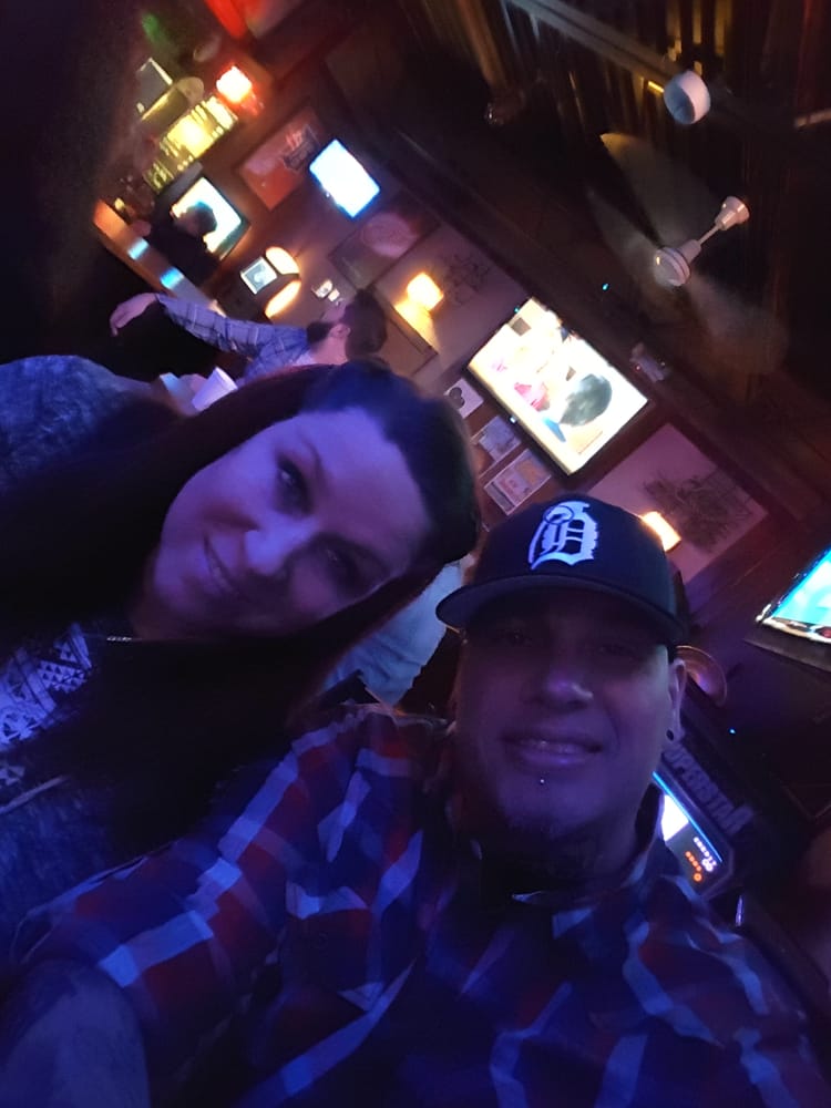 Swinger night clubs in westland mi