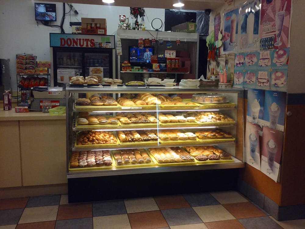 Sunny Donuts 37 Photos & 45 Reviews Donuts 3400 Long Beach Blvd