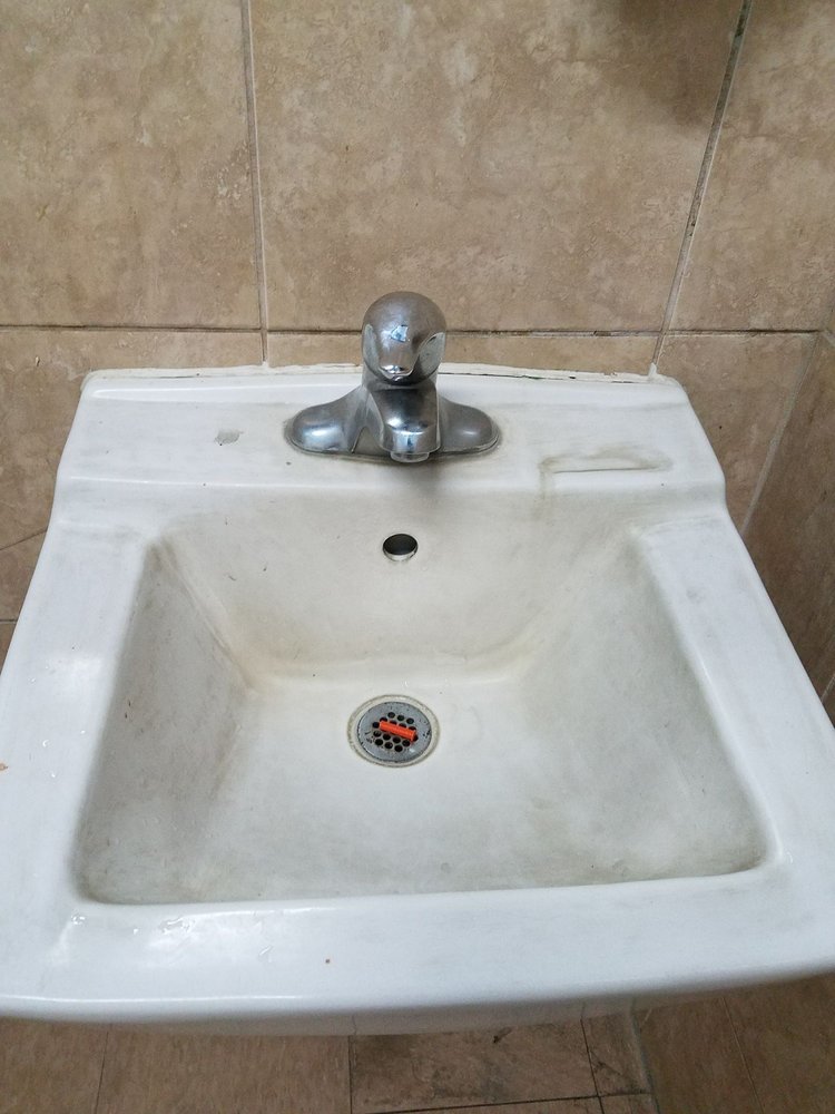 Plaza Coin-Op Laundry