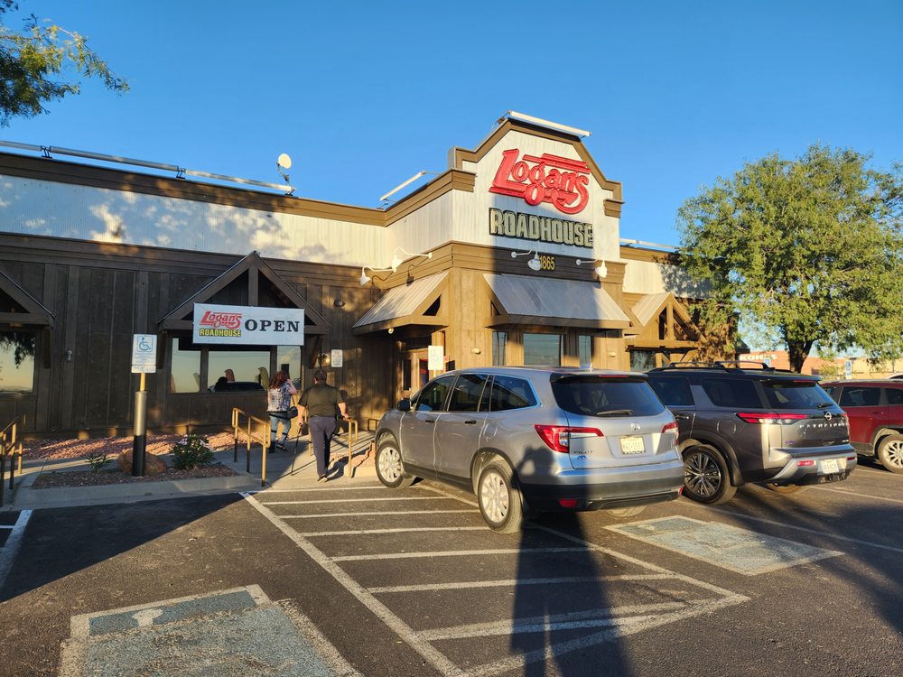 Logan's Roadhouse