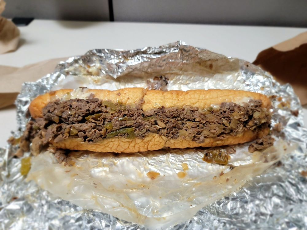 Chucks Cheesesteaks