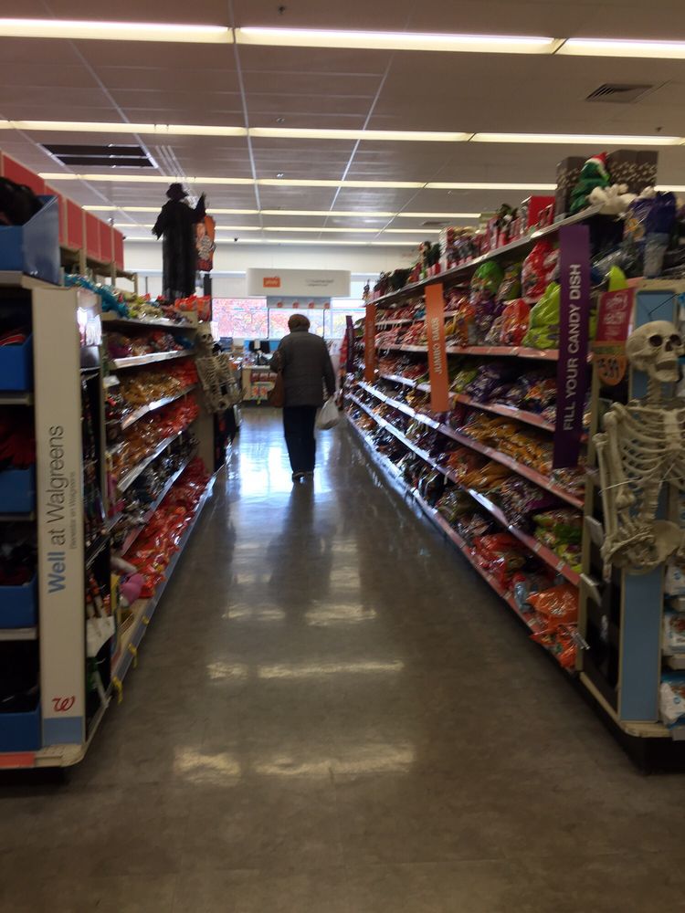 Walgreens 23 Reviews Drugstores 200 E Roosevelt Rd, Villa Park