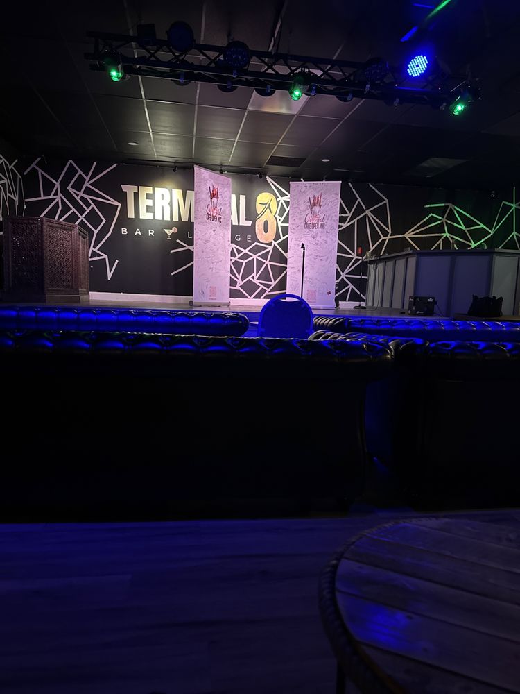 Terminal 8 Bar Lounge