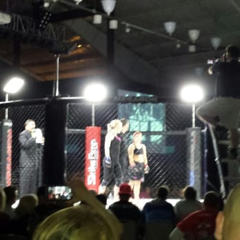 P O Of Seven Flags Event Center Clive Ia United States Fight Night P O Of Seven Flags Event Center Clive Ia United States Fight Night