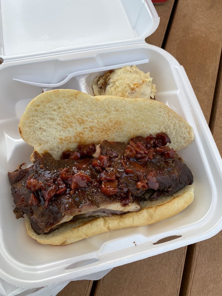 Swampys BBQ Sauce and Catering