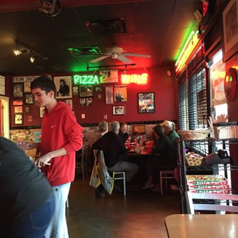 Italian Restaurants Fountain Hills Az Best Redendo S Pizza Pasta Closed 21 Photos 54 Reviews Flourish Restaurant 316 Restaurants In Fountain Hills Az Opentable Djs Bagel Cafe