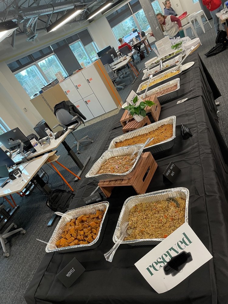 Po' Shines Cafe De La Soul