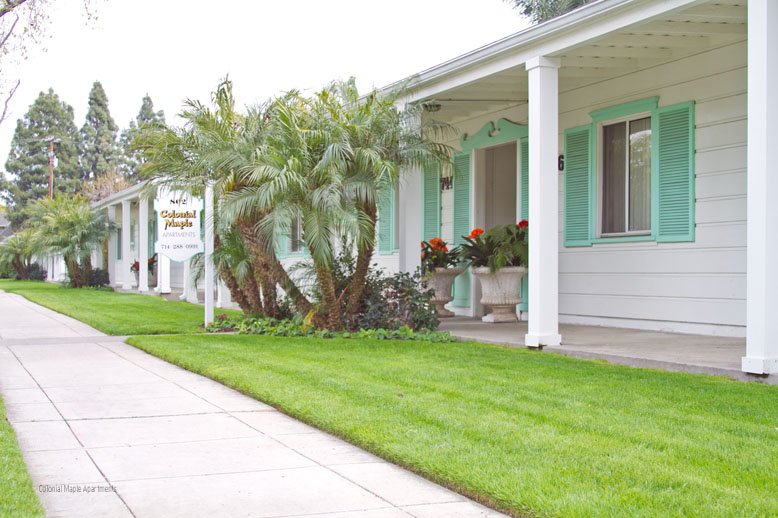 Colonial Maple Apartments