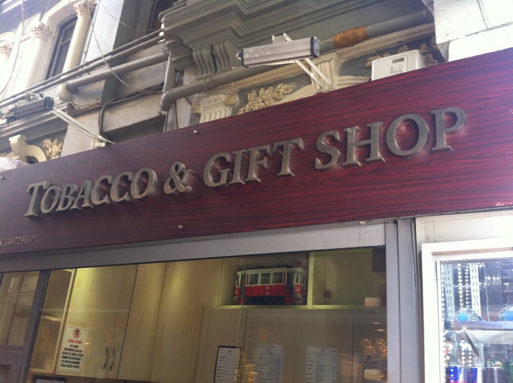 Tobacco & Gift Shop Tobacco Shops İstiklal Cad. 80/2, Abbasağa