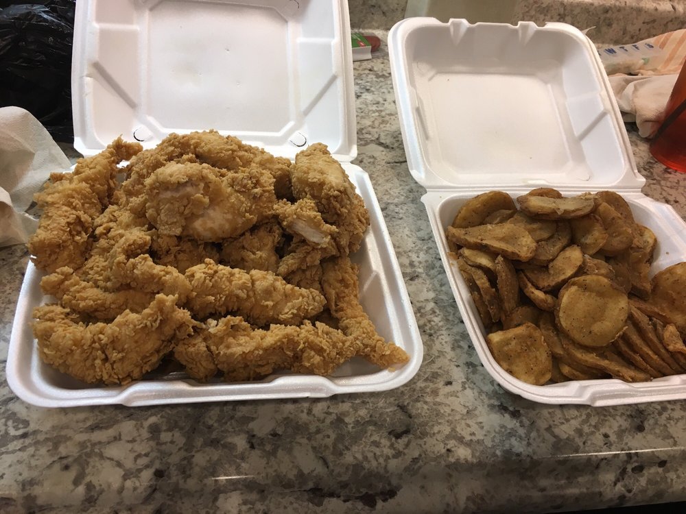 Roosters Chicken N Ro-Jo’s - Chicken Shop - 1514 Pulliam St, San Angelo