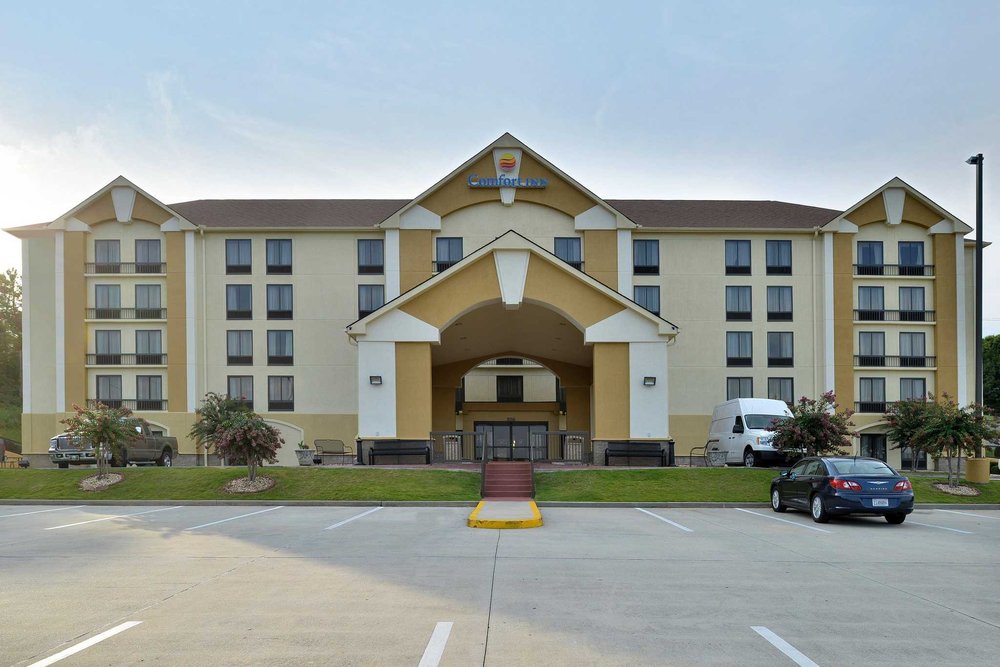 Comfort Inn Birmingham Homewood - 18 Photos & 11 Reviews - Hotels - 226 Summit Pkwy, Birmingham