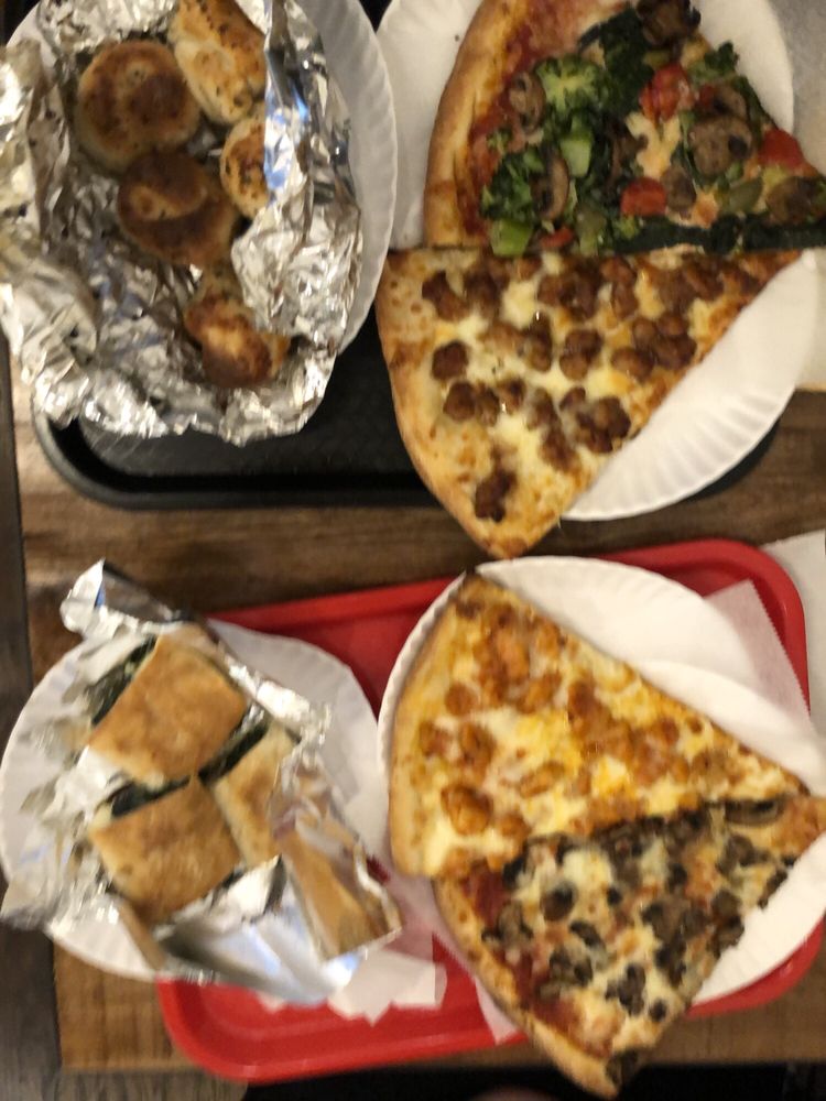 East Elmhurst Pizza Restaurant Gift Cards New York Giftly Mama Rosa S Brick Oven Pizzaria Restaurant 77 09 37th Ave Jackson Heights