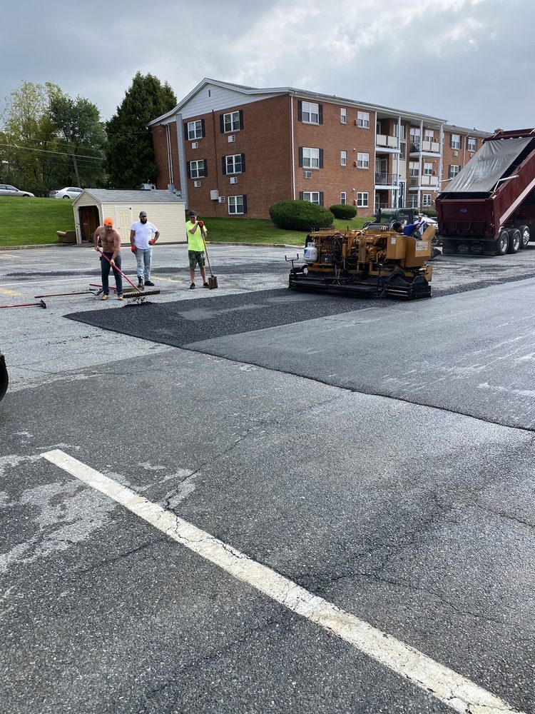 Asphalt Paving & Maintenance & Seal Coating