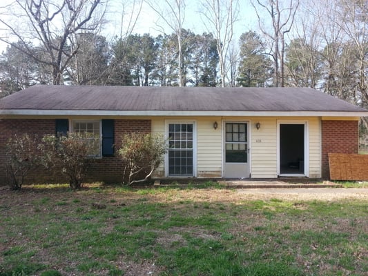 handyman raleigh nc handyman service photo of handyman raleigh raleigh nc united states before replacement vinyl 2033 muirfeild village way handyman raleigh nc handyman service photo of handyman raleigh raleigh nc united states before replacement vinyl 2033 muirfeild village way