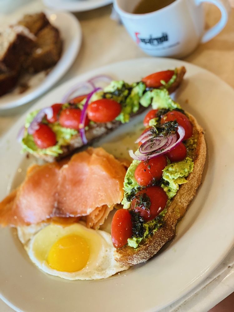 Bread Winners Cafe & Bakery