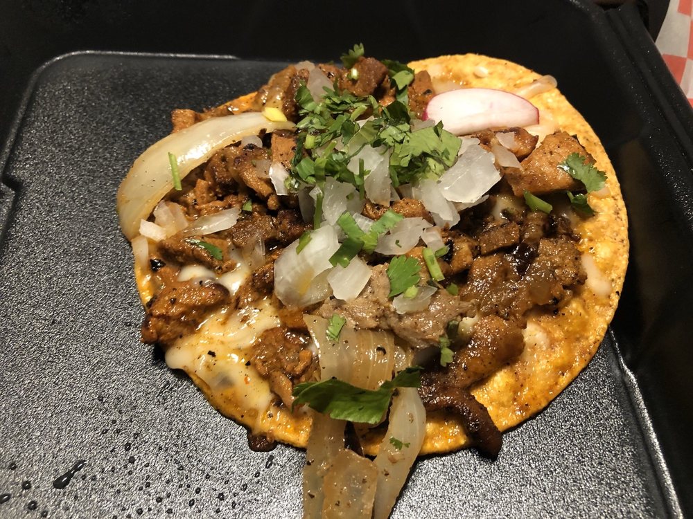 Los Dos Carnales food truck