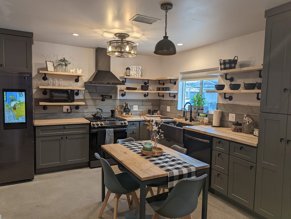 image of business Gloriamia Interior Design