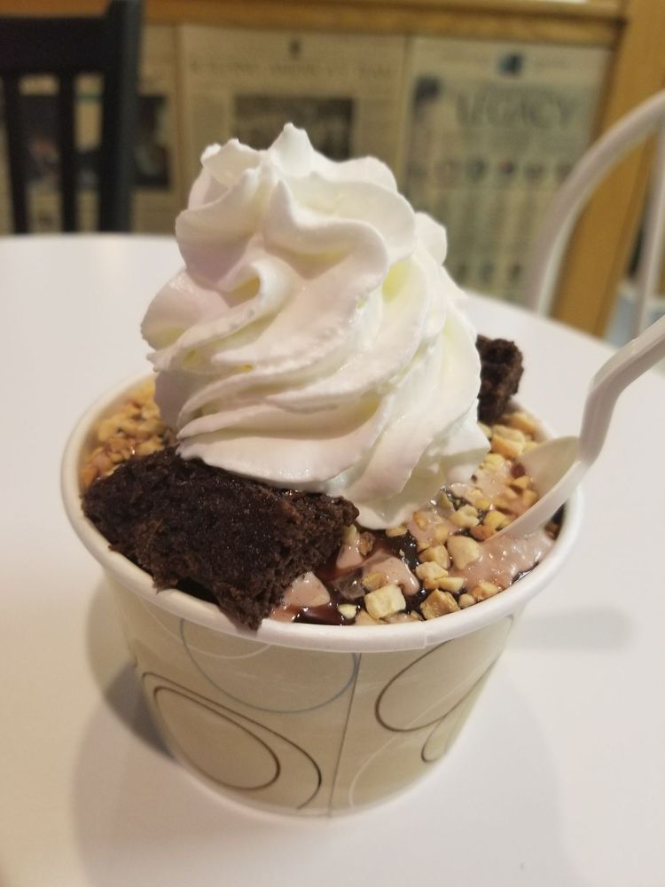 Dippy’s Ice Cream & Cakes 42 Photos & 17 Reviews Bakeries 663 Lakewood Rd, Waterbury, CT