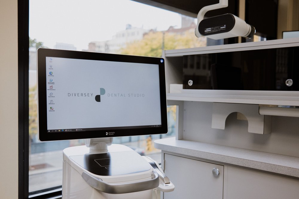 image of business Diversey Dental Studio
