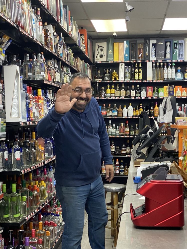 Oscar's Food & Liquor Store