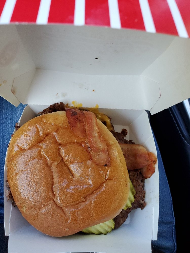 Freddy's Frozen Custard & Steakburgers