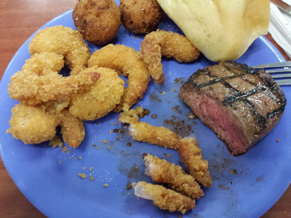 Golden Corral Buffet & Grill