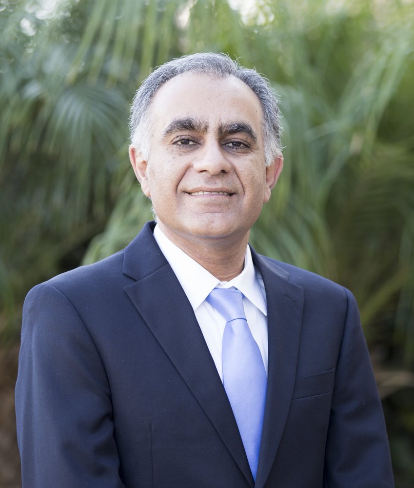 Babak Shoushtari, DMD