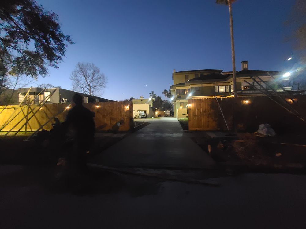 image of business Makenosh Concrete & Construction