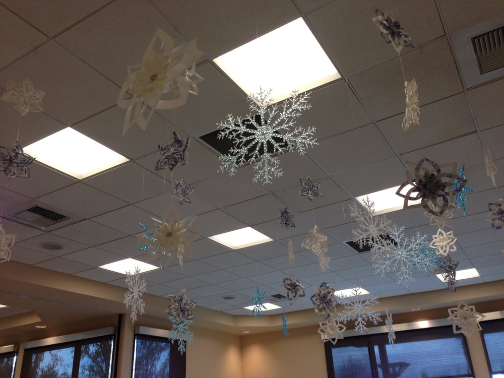 Handmade Hanging Paper Snowflake Decorations For That Wintery Photo Of Luxe Weddings And Events Hercules Ca United States Handmade Hanging