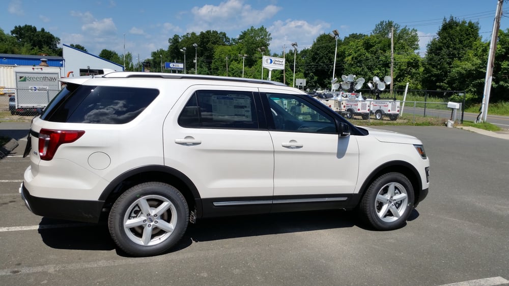 Colonial Ford Danbury Ct >> Colonial Of Danbury 13 Reviews Car Dealers 120 Federal Rd Colonial Ford Danbury Ct >> Colonial Of Danbury 13 Reviews Car Dealers 120 Federal Rd