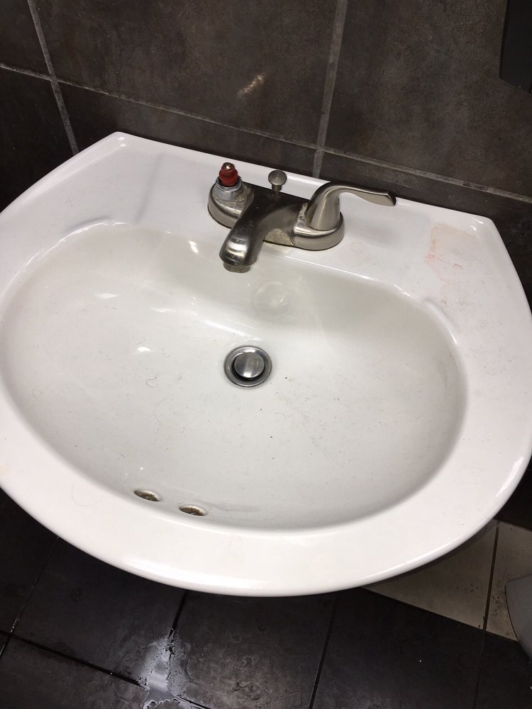 The Sink Was Nasty Old Dried Soap Missing Handle Yelp Photo Of Sunmart Travel Plaza Perry Ok United States The Sink Was