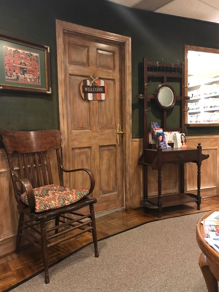 image of business Woodhill Dental Associates