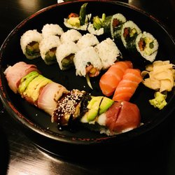 Tokyo Anese Restaurant 299 Photos 262 Reviews Sushi Bars Photo Of Tokyo Anese Restaurant Oklahoma City Ok United States Rolls Bottom