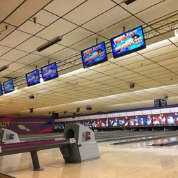 Bowling deals troy mi