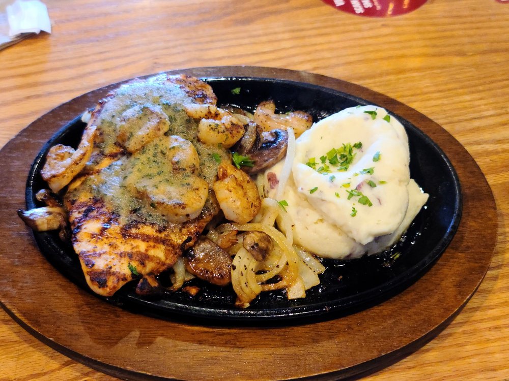 Applebee's Grill + Bar