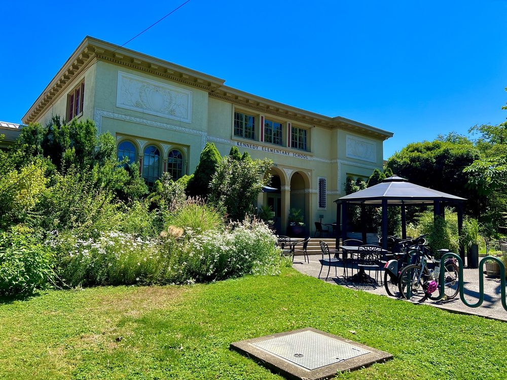 McMenamins Kennedy School