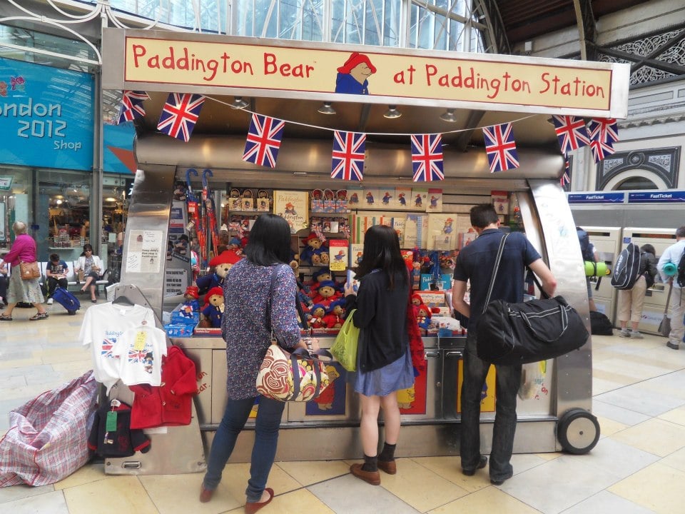 Paddington Bear Stand Gift Shops Paddington London, United Kingdom Reviews Photos