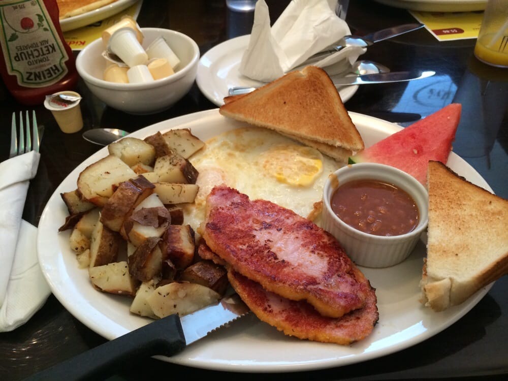 Molly's Country Kitchen
