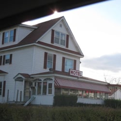Colonial Fort Inn Hotels 370 Main St Gorham Nh Phone Number Photo Of Colonial Fort Inn Gorham Nh United States Hiker S Paradise