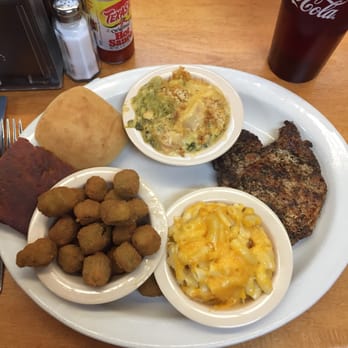 Stephanie S Restaurant 69 Photos 99 Reviews American Photo Of Stephanie S Restaurant Greensboro Nc United States Here We Go