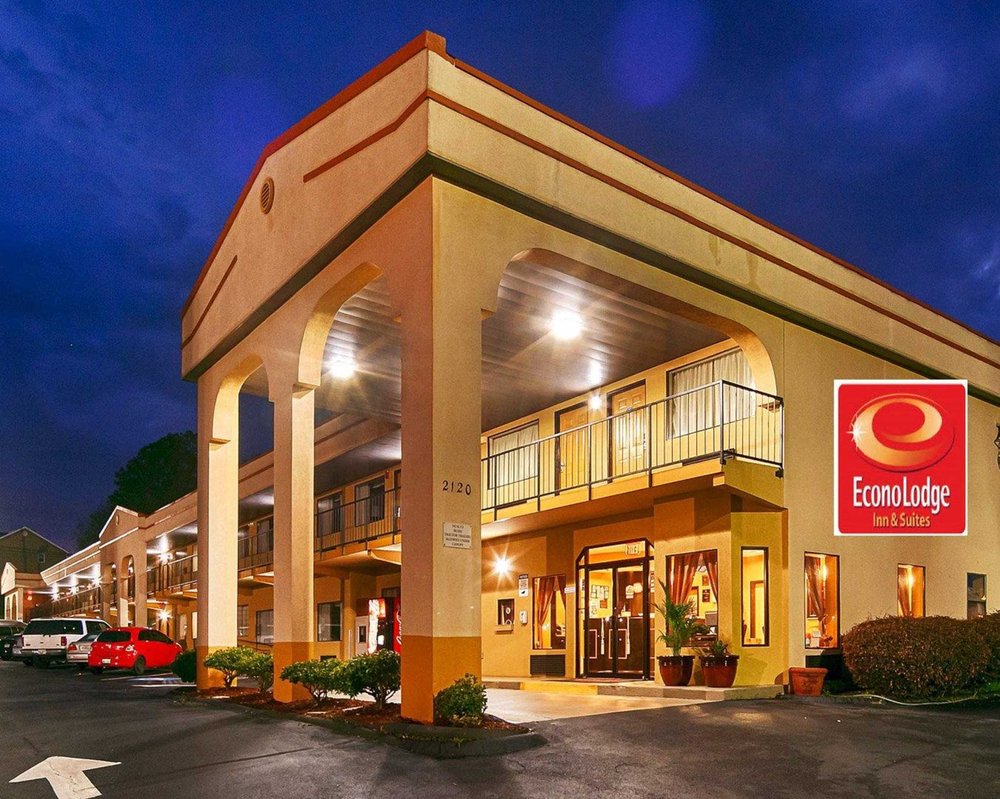 Econo Lodge Inn & Suites near Chickamauga Battlefield 13 Photos
