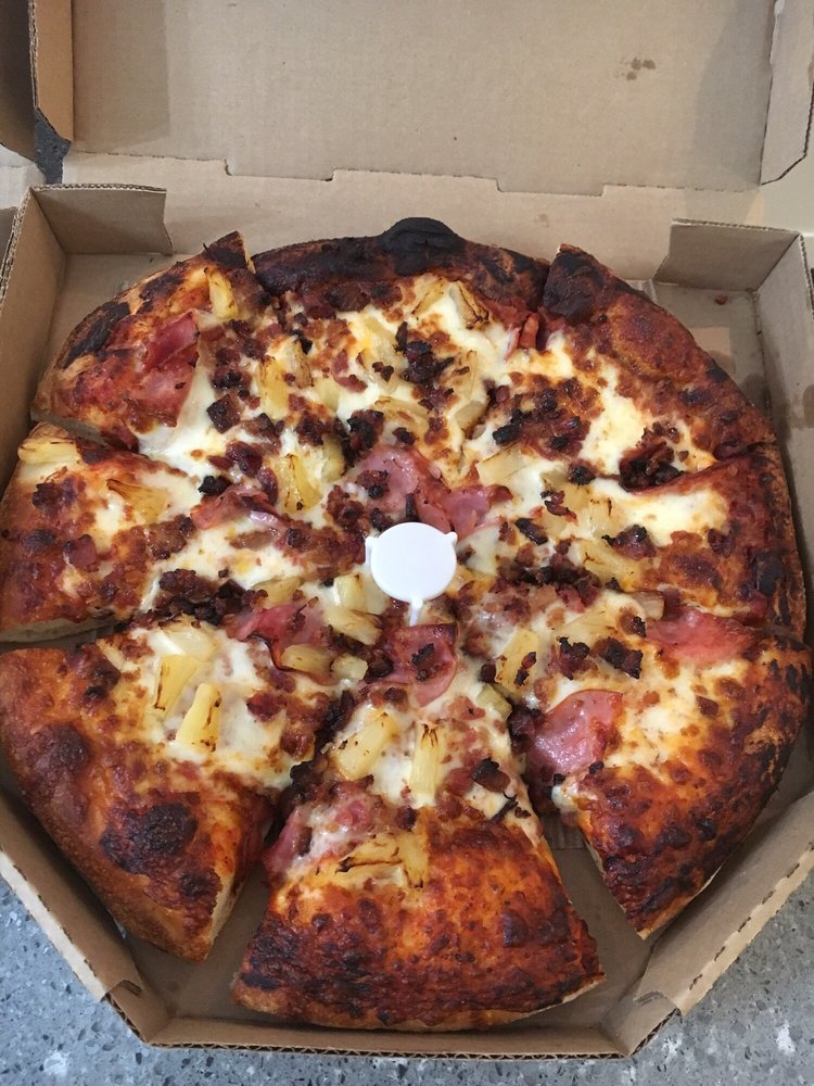 Round Table Pizza Order Food Online 39 Photos 82