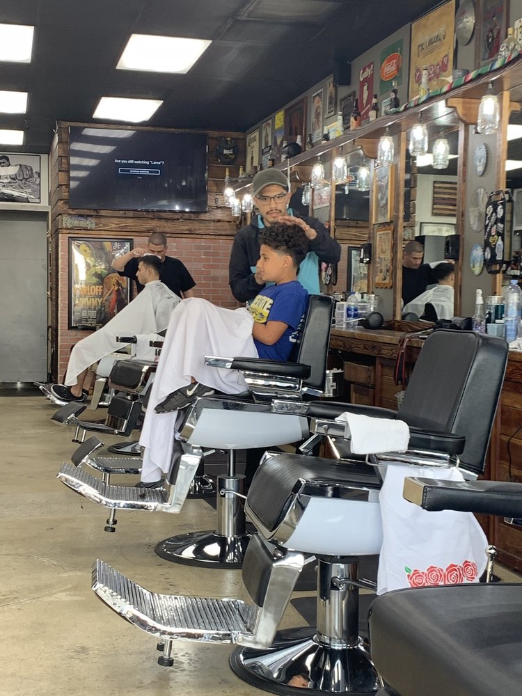 Hermanos Barber Shop 19148 Brookhurst St Huntington Beach Ca 92646