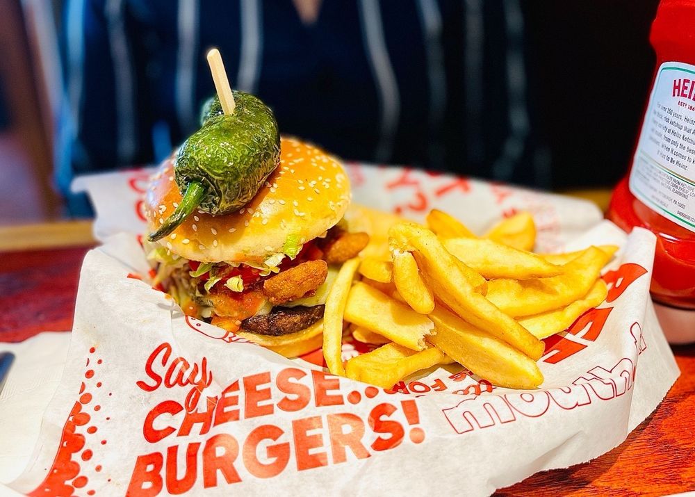 Red Robin Gourmet Burgers and Brews